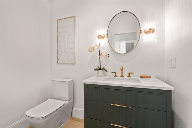 365 Worcester St, Wellesley, MA 02481