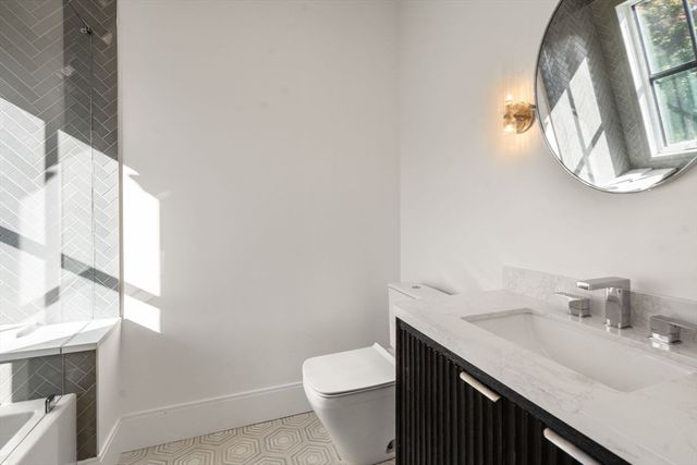 365 Worcester St, Wellesley, MA 02481