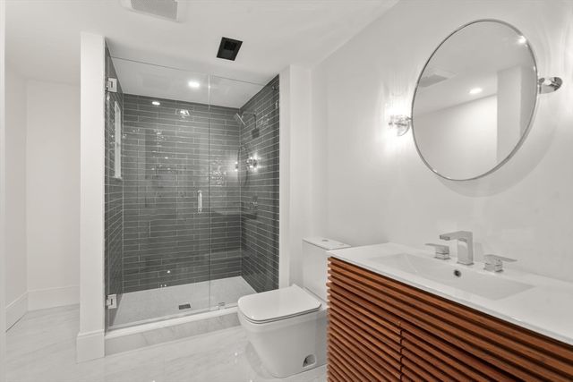 365 Worcester St, Wellesley, MA 02481