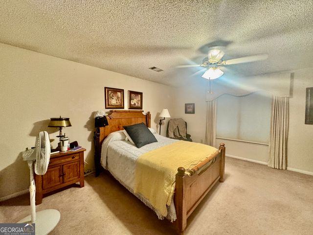116 Lake Pointe Drive, Warner Robins, GA 31088