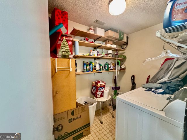 116 Lake Pointe Drive, Warner Robins, GA 31088