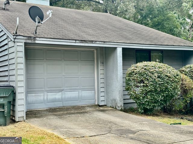 116 Lake Pointe Drive, Warner Robins, GA 31088