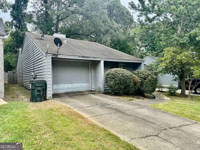 116 Lake Pointe Drive, Warner Robins, GA 31088
