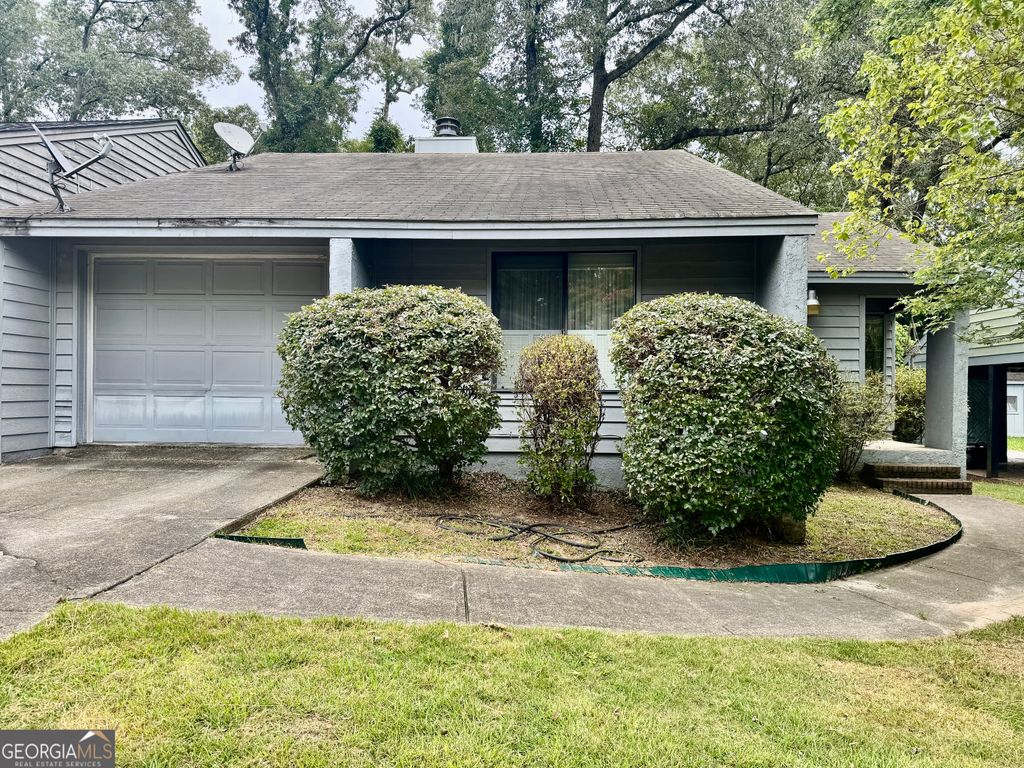 116 Lake Pointe Drive, Warner Robins, GA 31088