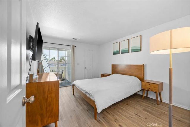 7841 Essex Drive 202, Huntington Beach, CA 92648