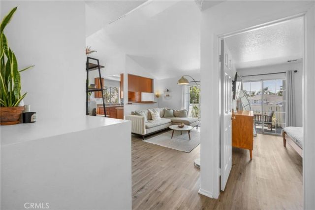 7841 Essex Drive 202, Huntington Beach, CA 92648