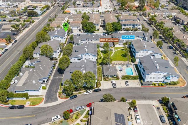 7841 Essex Drive 202, Huntington Beach, CA 92648