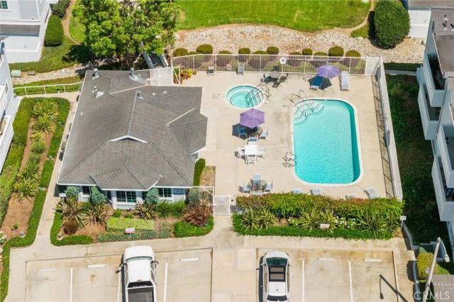 7841 Essex Drive 202, Huntington Beach, CA 92648