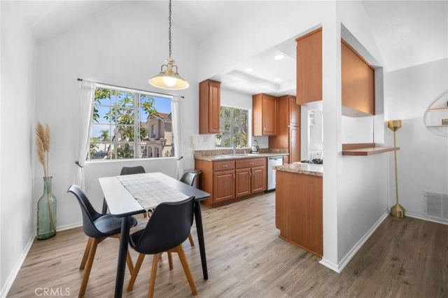 7841 Essex Drive 202, Huntington Beach, CA 92648