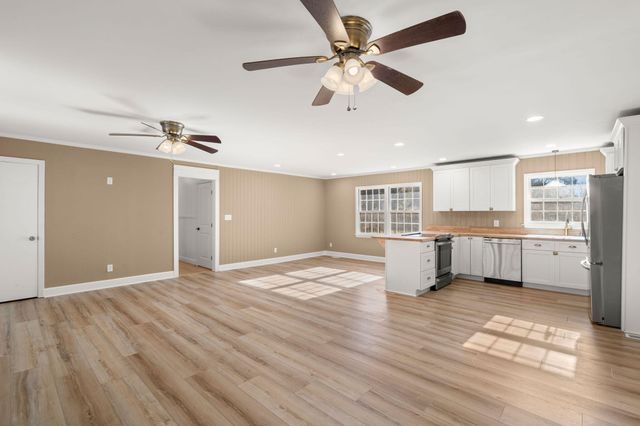 113 Sandy Branch Road, Saint George, SC 29477