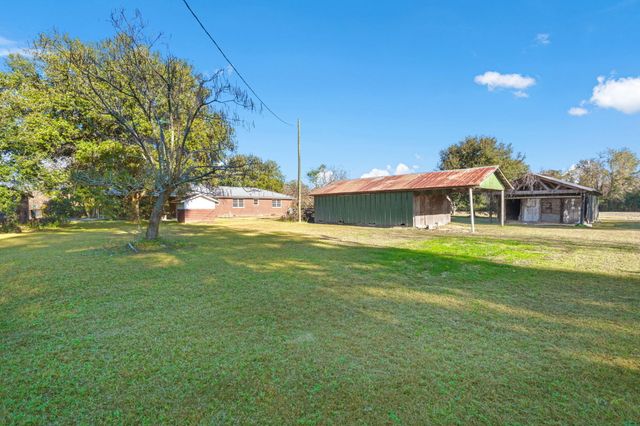 113 Sandy Branch Road, Saint George, SC 29477