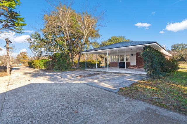 113 Sandy Branch Road, Saint George, SC 29477