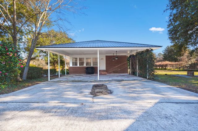 113 Sandy Branch Road, Saint George, SC 29477