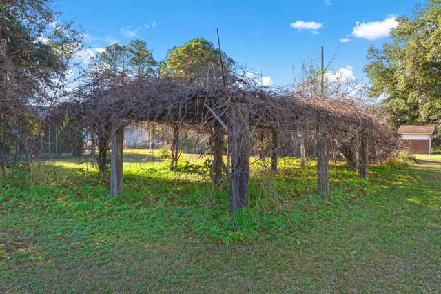 113 Sandy Branch Road, Saint George, SC 29477