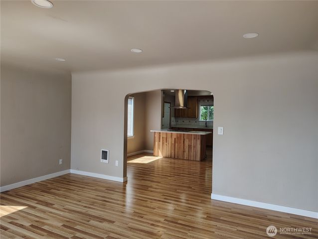 5324 McKinley Avenue, Tacoma, WA 98404