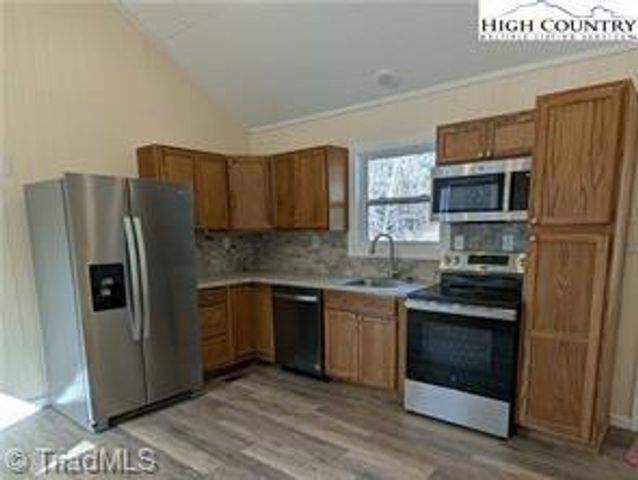 109 Southside Drive, Sparta, NC 28675