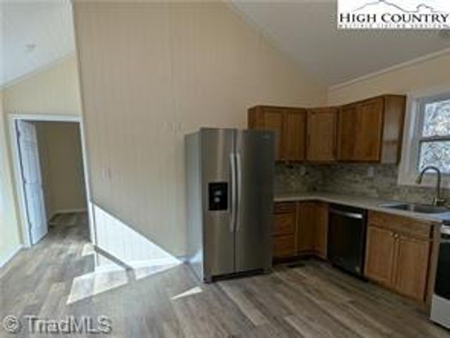 109 Southside Drive, Sparta, NC 28675