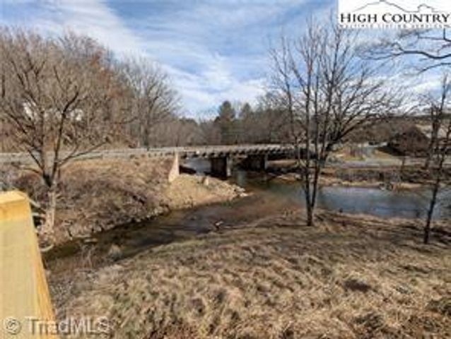 109 Southside Drive, Sparta, NC 28675