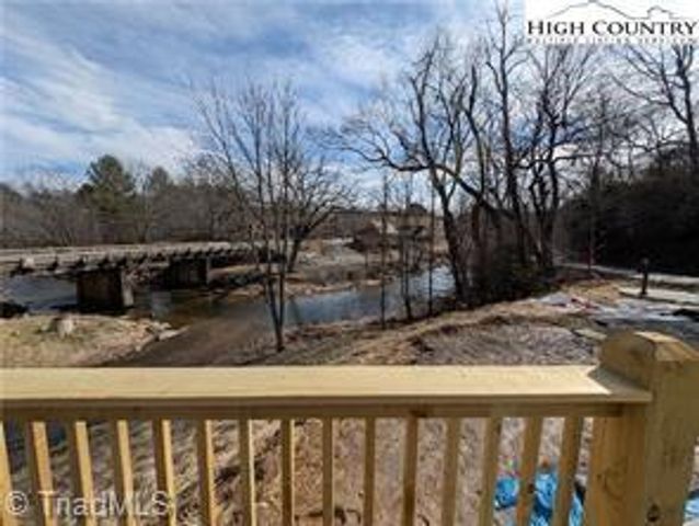 109 Southside Drive, Sparta, NC 28675