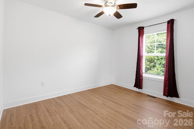 127 Quiet Acres Trail 20, Harmony, NC 28634