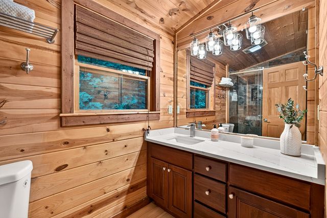 357 Hemlock Trail, Blue Ridge, GA 30513