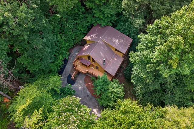 357 Hemlock Trail, Blue Ridge, GA 30513
