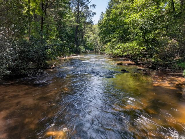 357 Hemlock Trail, Blue Ridge, GA 30513