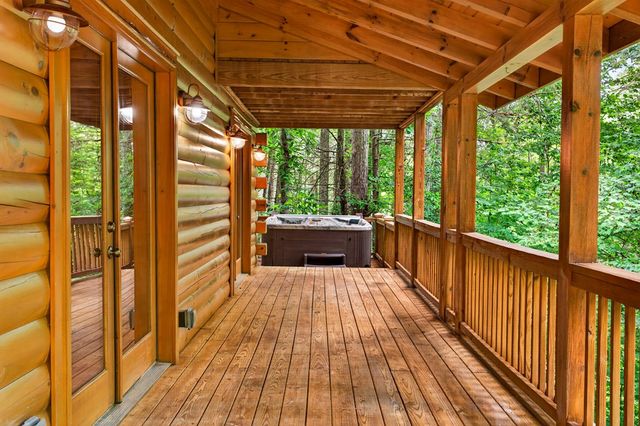 357 Hemlock Trail, Blue Ridge, GA 30513