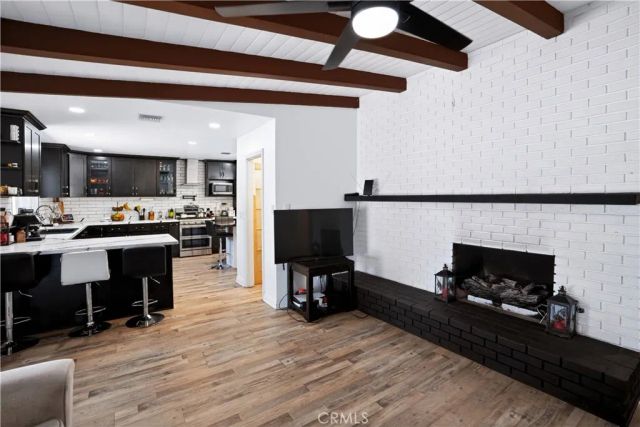 1033 Alta Loma, Corona, CA 92882