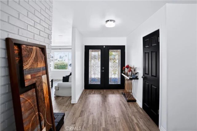 1033 Alta Loma, Corona, CA 92882