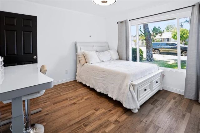 1033 Alta Loma, Corona, CA 92882
