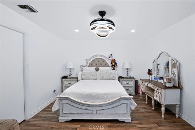 1033 Alta Loma, Corona, CA 92882