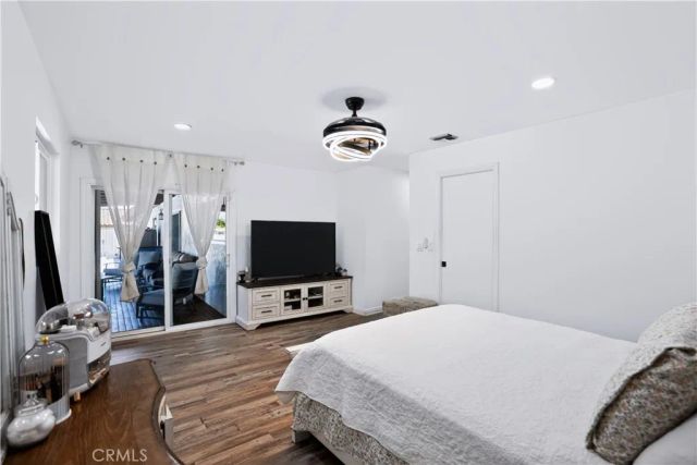 1033 Alta Loma, Corona, CA 92882