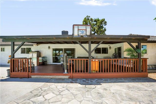 1033 Alta Loma, Corona, CA 92882