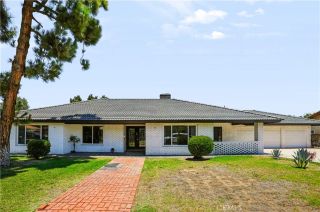 1033 Alta Loma, Corona, CA 92882