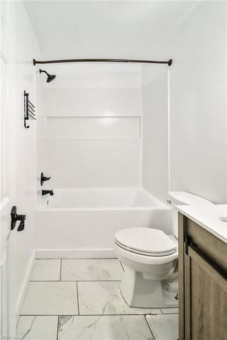 2129 Agecroft RD, Virginia Beach, VA 23454