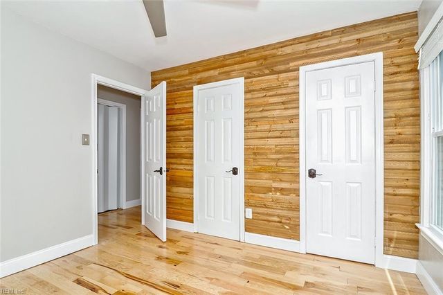 2129 Agecroft RD, Virginia Beach, VA 23454