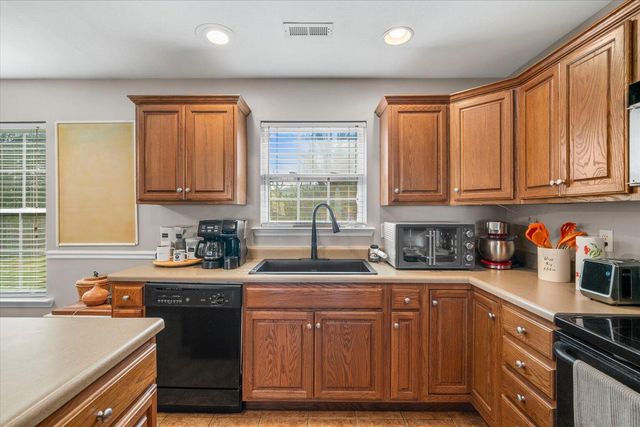 208 Gladstone Drive, Ringgold, GA 30736