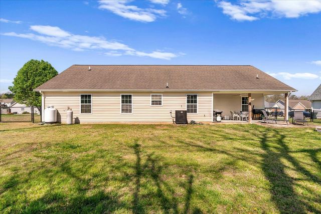 208 Gladstone Drive, Ringgold, GA 30736