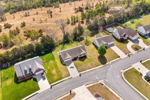 208 Gladstone Drive, Ringgold, GA 30736