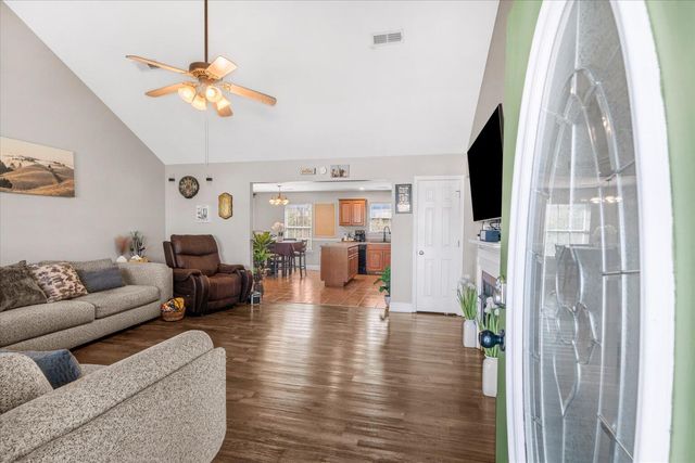 208 Gladstone Drive, Ringgold, GA 30736