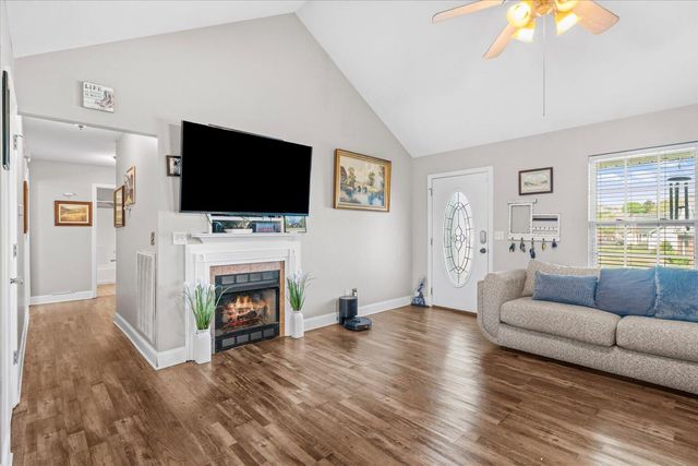 208 Gladstone Drive, Ringgold, GA 30736