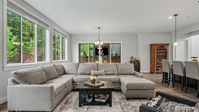 1359 Bandera Avenue SE, North Bend, WA 98045