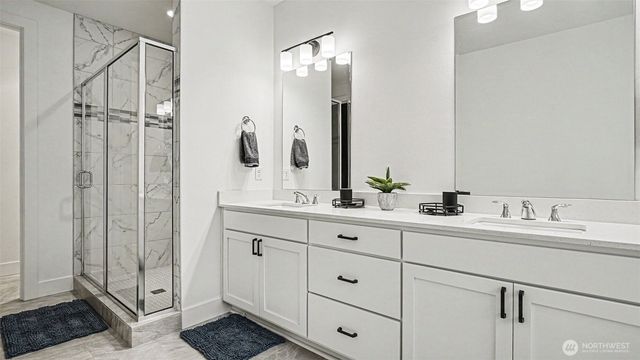1359 Bandera Avenue SE, North Bend, WA 98045