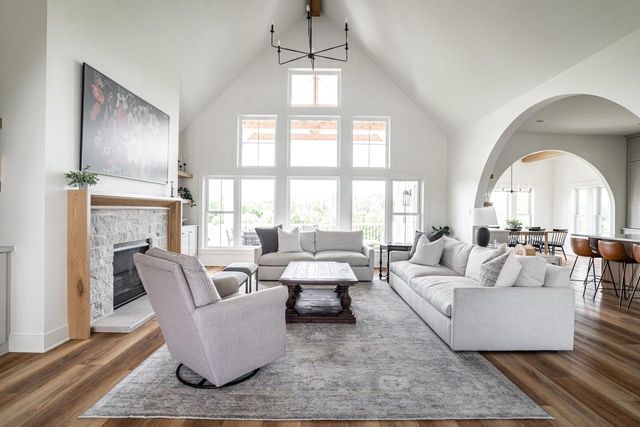 N59W27425 Autumn COURT, Lisbon, WI 53089