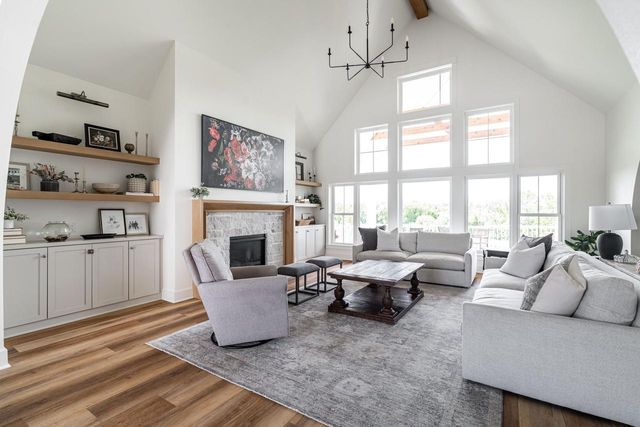 N59W27425 Autumn COURT, Lisbon, WI 53089