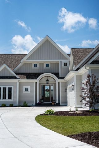 N59W27425 Autumn COURT, Lisbon, WI 53089