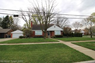 835 S Silvery Lane, Dearborn, MI 48124