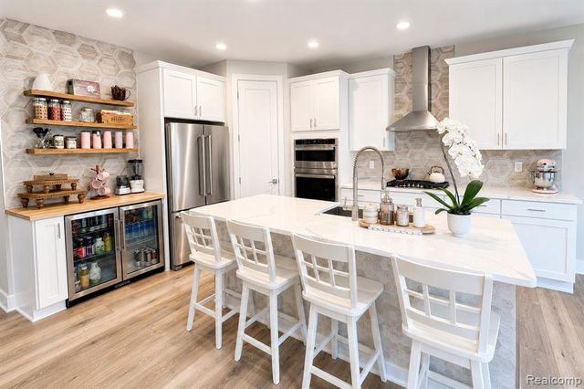 154 Mulberry Lane, Rochester Hills, MI 48309