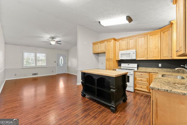 623 Webb Gin House Road, Lawrenceville, GA 30045